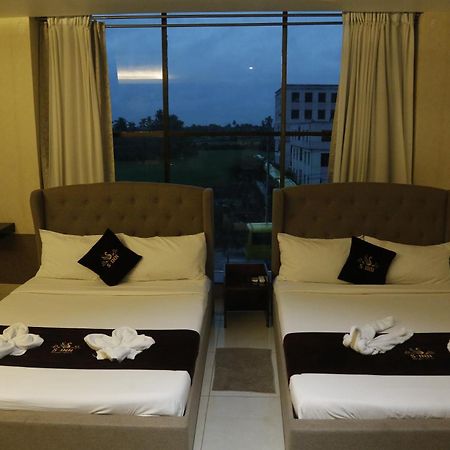 Hotel S-Inn Palakollu ภายนอก รูปภาพ