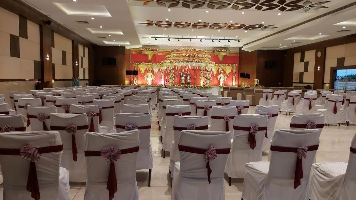 Hotel S-Inn Palakollu ภายนอก รูปภาพ