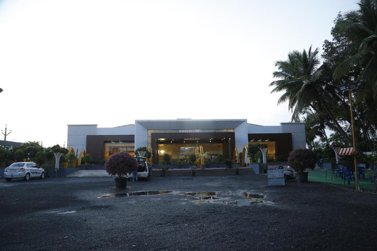 Hotel S-Inn Palakollu ภายนอก รูปภาพ