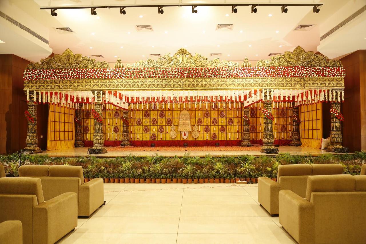 Hotel S-Inn Palakollu ภายนอก รูปภาพ