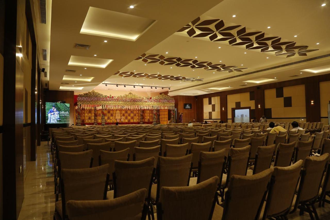 Hotel S-Inn Palakollu ภายนอก รูปภาพ