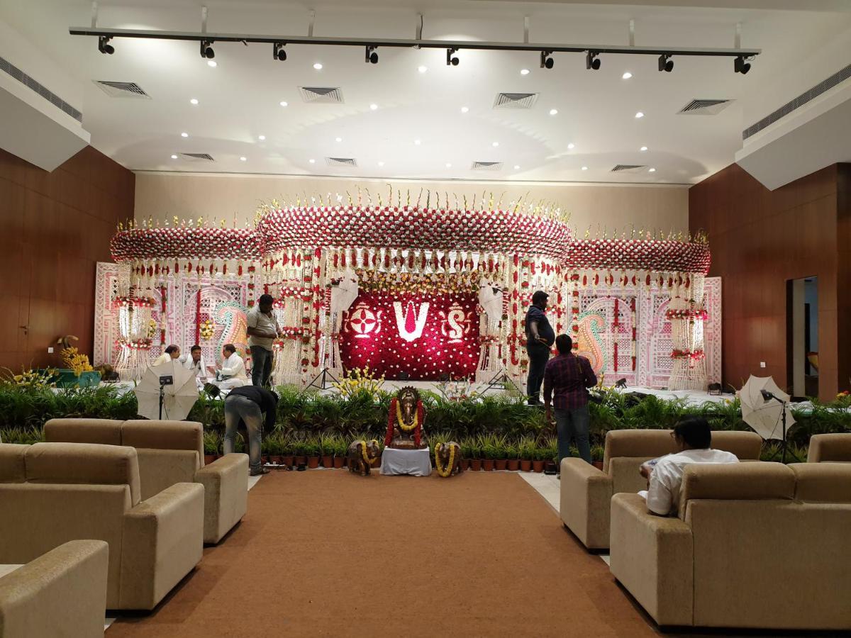 Hotel S-Inn Palakollu ภายนอก รูปภาพ