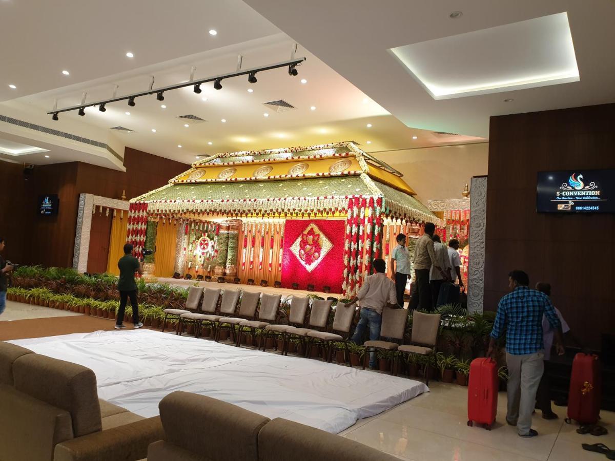 Hotel S-Inn Palakollu ภายนอก รูปภาพ