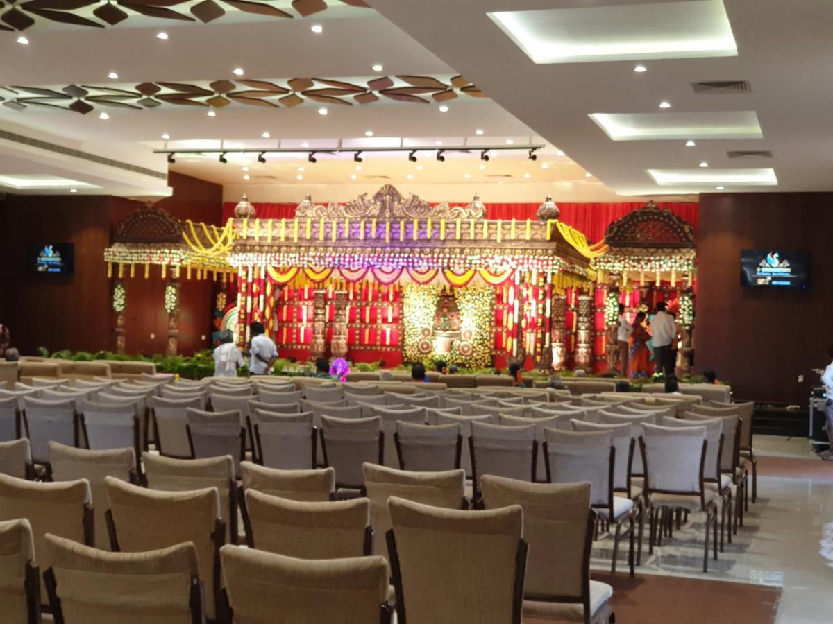 Hotel S-Inn Palakollu ภายนอก รูปภาพ