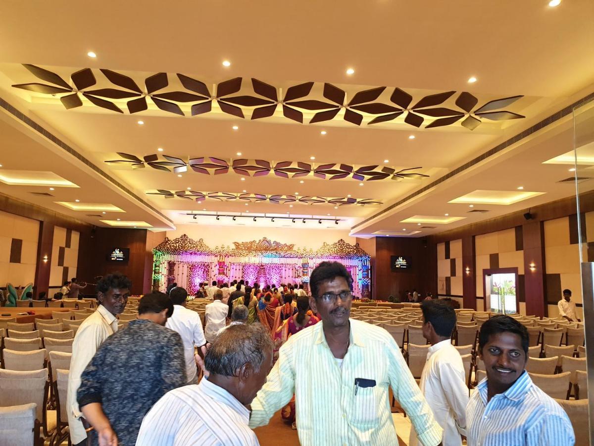 Hotel S-Inn Palakollu ภายนอก รูปภาพ